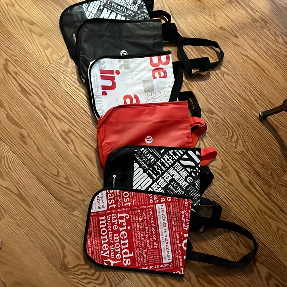 Lululemon reusable bags